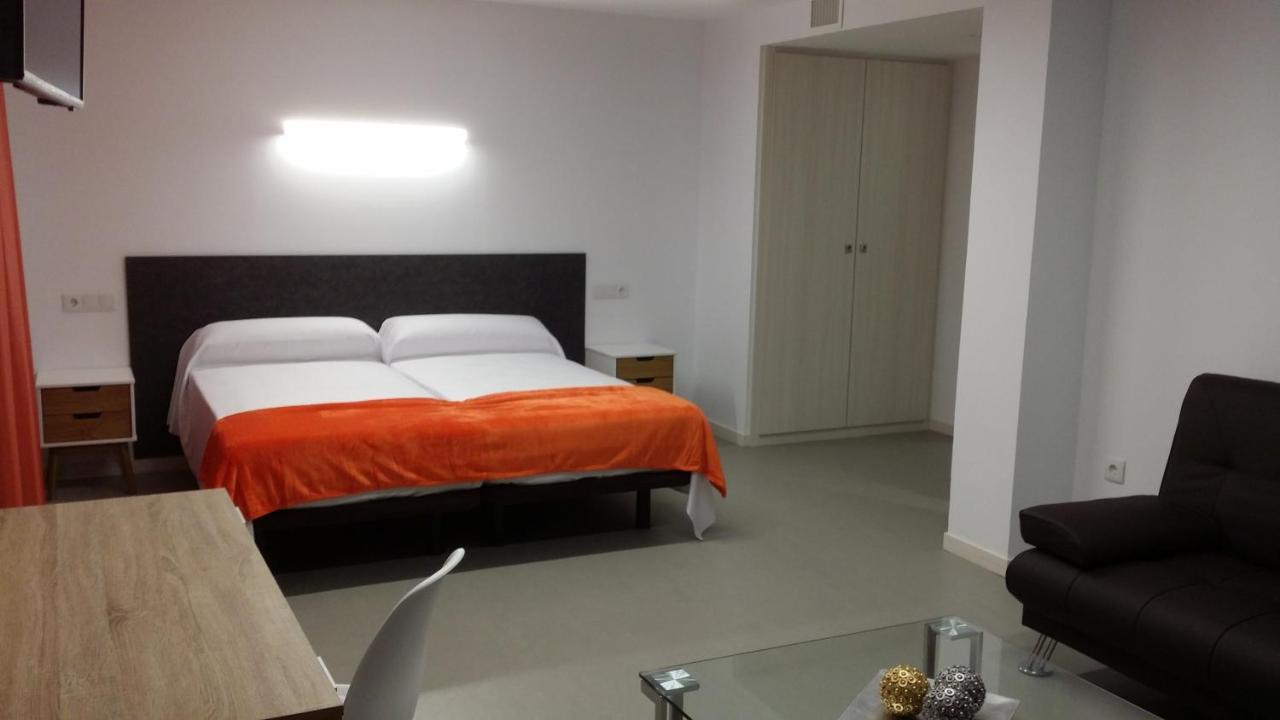 Epsilon Alcaniz Hotel Zewnętrze zdjęcie